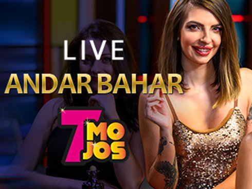 qqq333 Live Casino Baccarat table မြန်မာ ကစားသမားများ HD streaming ဖြင့်ကစားနေသောပုံ